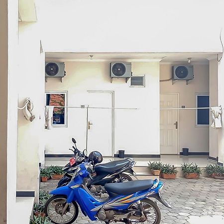 Waringin Guest House Tegal Mitra Reddoorz Dış mekan fotoğraf
